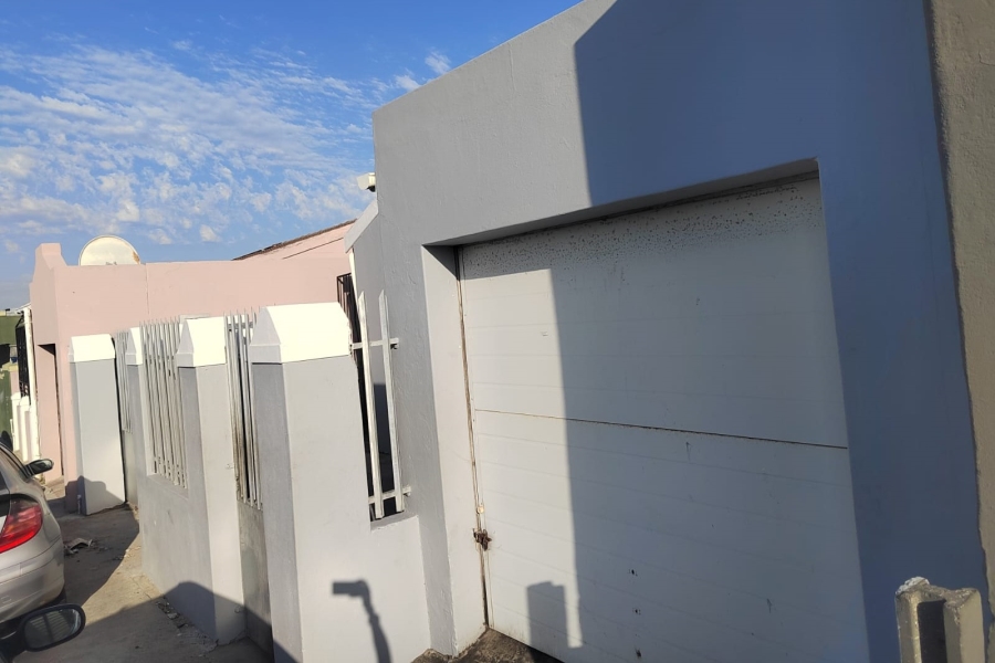 3 Bedroom Property for Sale in Rocklands Western Cape